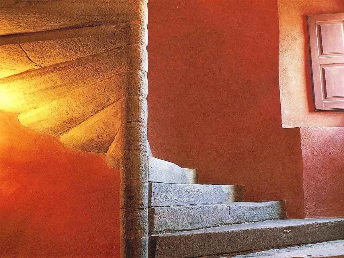 Chateau La Servayrie - Chambre D'Hotes Marcillac-Vallon Zewnętrze zdjęcie