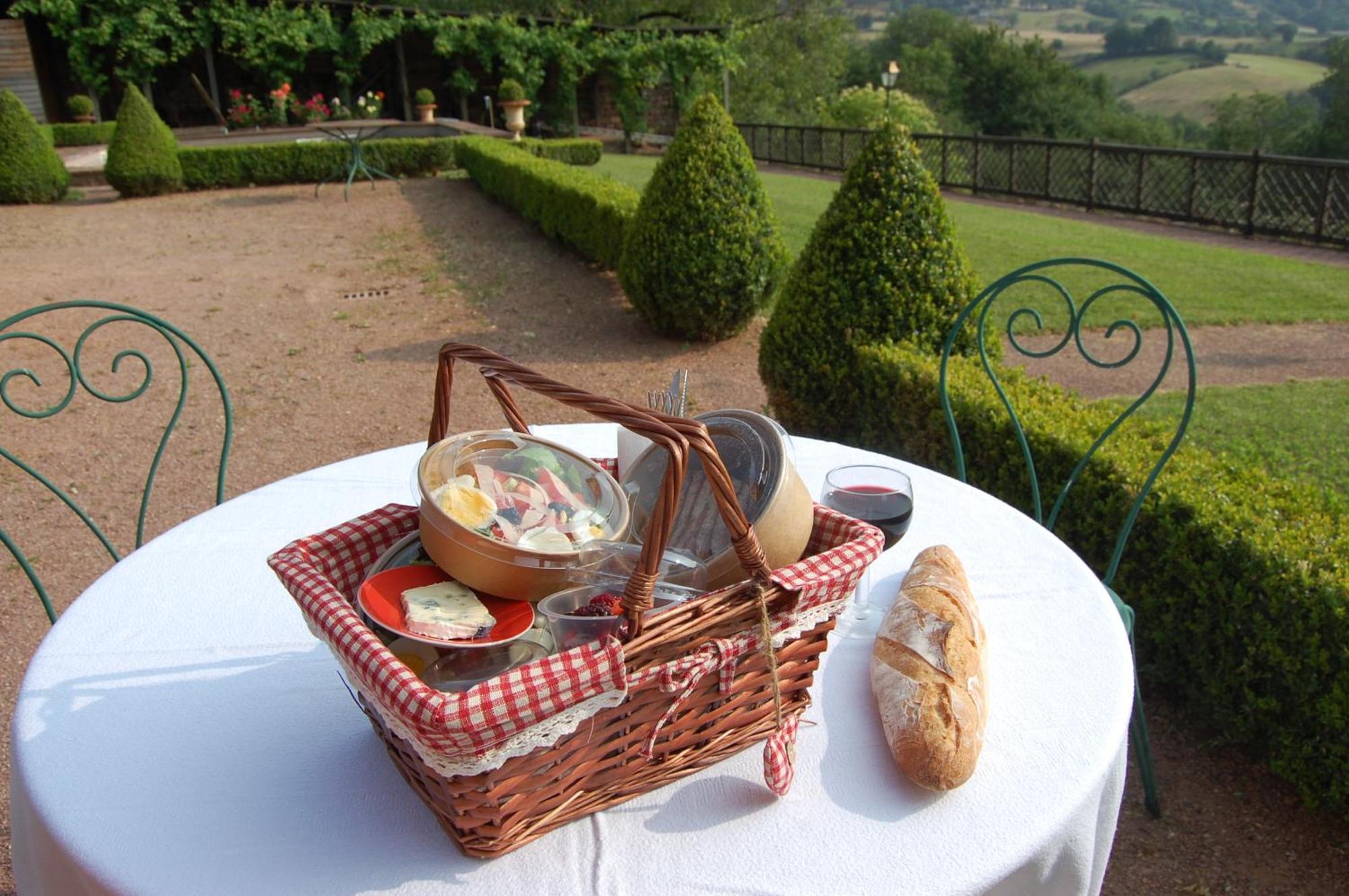 Chateau La Servayrie - Chambre D'Hotes Marcillac-Vallon Pokój zdjęcie